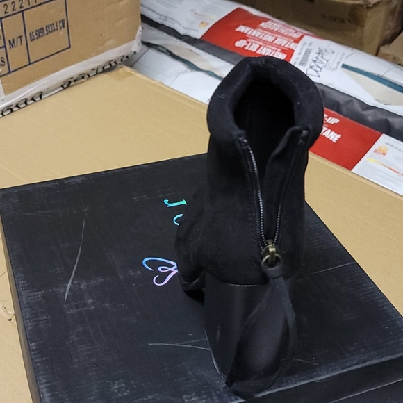 bootys - Picture 3 of 4